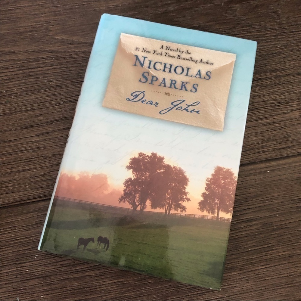 Dear John by: Nicholas Sparks hardback book